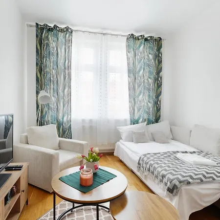 Spacious By Bookinghost קולובז'ג